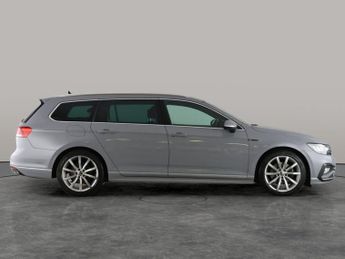 Volkswagen Passat 2.0 TDI EVO R-Line DSG (150 ps) - HEATED LEATHER - WIFI - BLUETO