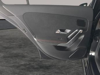 Mercedes-Benz A Class 1.3 A250e 15.6kWh AMG Line (Premium) Plug-in 8G-DCT (218 ps) - H