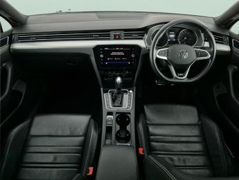 Volkswagen Passat 2.0 TDI EVO R-Line DSG (150 ps) - HEATED LEATHER - WIFI - BLUETO