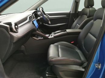 MG MG ZS 51.1kWh Trophy Connect (176 ps) - NAV - BLIND SPOT ASSIST - LANE