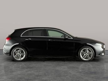 Mercedes-Benz A Class 1.3 A250e 15.6kWh AMG Line (Premium) Plug-in 8G-DCT (218 ps) - H