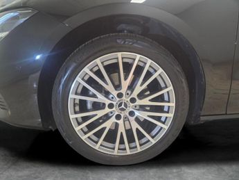 Mercedes-Benz CLA 1.3 CLA180h MHEV Sport (Executive) Coupe 7G-DCT (150 ps) - REVER