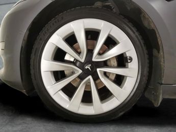 Tesla Model 3 (Dual Motor) Long Range 4WDE (346 ps) - HEATED WHEEL - ADAPTIVE 