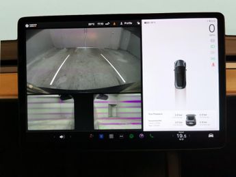 Tesla Model 3 (Dual Motor) Long Range 4WDE (346 ps) - HEATED WHEEL - ADAPTIVE 
