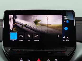 Volkswagen ID.4 Pro Performance 77kWh Life (204 ps) - LED - REVERSE CAM - HEATED