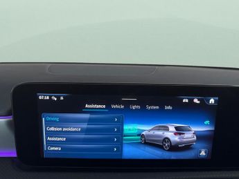 Mercedes-Benz A Class 1.3 A250e 15.6kWh AMG Line (Premium) Plug-in 8G-DCT (218 ps) - H