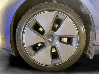 Tesla Model 3 (Dual Motor) Long Range 4WDE (346 ps) - PARK ASSIST - LED - REVE
