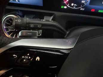 Mercedes-Benz A Class 1.3 A250e 15.6kWh AMG Line (Premium) Plug-in 8G-DCT (218 ps) - H