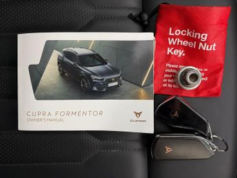 Cupra Formentor 1.5 TSI V2 DSG (150 ps) - KEYLESS ENTRY - PARK ASSIST - LED