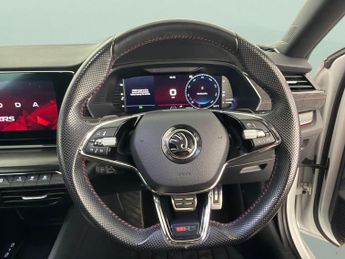Skoda Octavia 2.0 TDI vRS DSG (200 ps) ADAPTIVE CRUISE - APPLE CARPLAY - LED L
