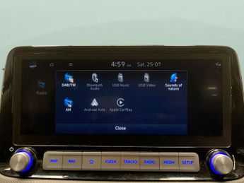 Hyundai Kona 64kWh Premium (10.5kW Charger) (204 ps) - HEATED SEATS - HEATED 