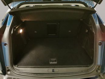 Peugeot 3008 1.6 13.2kWh Allure Premium Plug-in e-EAT (225 ps) - LANE DEPARTU