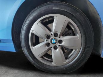 BMW 1 Series 1.5 118i SE DCT (140 ps) - ACTIVE LANE ASSIST - LED - NAV