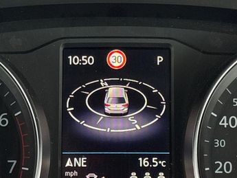 Volkswagen Passat 1.5 TSI EVO R-Line DSG (150 ps) - HEATED LEATHER - WIFI - LANE D