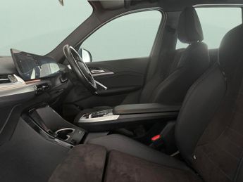 BMW iX1 30 66.5kWh M Sport xDrive (11kW Charger) (313 ps) - TECH PACK - 