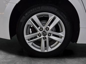 Toyota Corolla 1.8 VVT-h Icon Touring Sports CVT (140 ps) - LANE DEPARTURE ALER