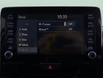 Toyota Yaris 1.5 VVT-h Design E-CVT (116 ps) - REVERSE CAM - ALCANTARA