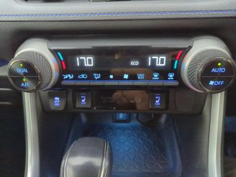 Toyota RAV4 2.5 VVT-h GPF Dynamic CVT (218 ps) - ADAPTIVE CRUISE - KEYLESS -
