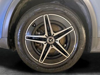 Mercedes-Benz EQA EQA 250 66.5kWh AMG Line (190 ps) - NAV - MIRROR PACKAGE