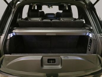 Land Rover Range Rover 3.0 P400 MHEV Autobiography 4WD (LWB, 7Seat) (400 ps) - CARPLAY