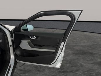 Polestar Polestar 2 Single Motor 69kWh Standard Range Fastback FWD (231 ps) - PARK A