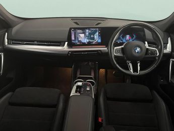 BMW iX1 30 66.5kWh M Sport xDrive (11kW Charger) (313 ps) - TECH PACK - 