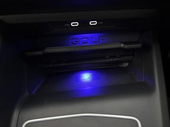 Volkswagen Golf 2.0 TDI GTD DSG (200 ps) - NAV - HEATED STEERING - BLIND SPOT AS