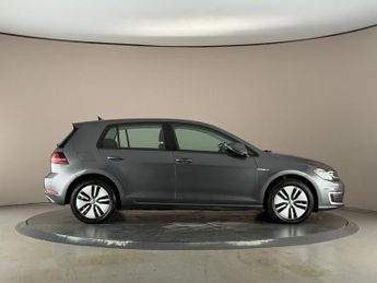 Volkswagen E-golf 35.8kWh e-Golf (136 ps) - CLIMATE CONTROL - DAB - USB AUDIO