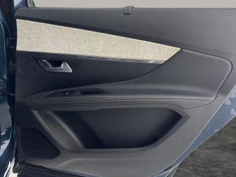 Peugeot 5008 1.5 BlueHDi GT EAT (130 ps) - KEYLESS ENTRY - LED - REVERSE CAM