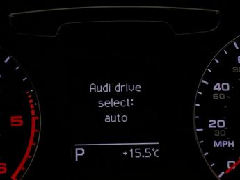 Audi Q3 2.0 TDI S line Plus S Tronic quattro (184 ps) - DRIVING MODES