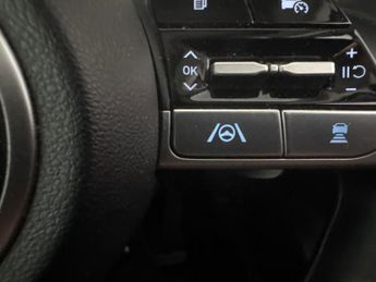 Hyundai Tucson 1.6 T-GDi 13.8kWh Premium Plug-in 4WD (265 ps) - HEATED SEATS