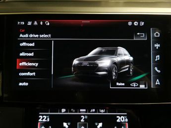 Audi e-tron 50 Technik quattro 71.2kWh (11kW Charger) (313 ps) - CARPLAY - L