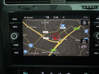 Volkswagen E-golf 35.8kWh e-Golf (136 ps) - CLIMATE CONTROL - DAB - USB AUDIO