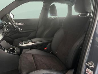 BMW iX1 30 66.5kWh M Sport xDrive (11kW Charger) (313 ps) - TECH PACK - 
