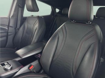 Ford Mustang Mach-e Extended Range 91kWh Automatic AWD (351 ps) - CARPLAY - ACTIVE L