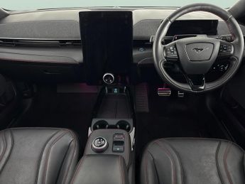 Ford Mustang Mach-e Extended Range 91kWh Automatic AWD (351 ps) - CARPLAY - ACTIVE L