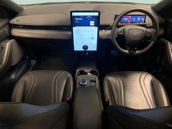 Ford Mustang Mach-e Standard Range 70kWh Automatic AWD (269 ps) - KEYLESS ENTRY - LE