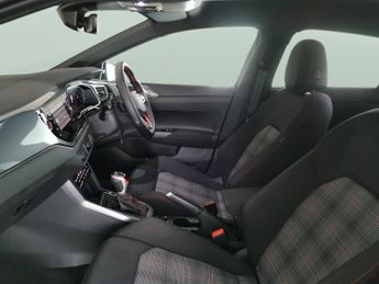 Volkswagen Polo 2.0 TSI GTI DSG (207 ps) - BLUETOOTH - ADAPTIVE CHASSIS CONTROL 