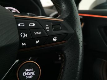 Cupra Formentor 1.4 eHybrid 12.8kWh VZ2 Plug-in DSG (245 ps) - KEYLESS ENTRY - P