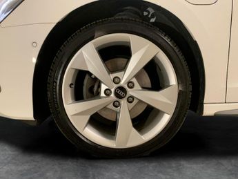 Audi A3 40 TFSI e S Line S Tronic [Tech Pack] LANE DEPARTURE - SIGN RECO