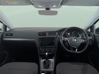 Volkswagen E-golf 35.8kWh e-Golf (136 ps) - CLIMATE CONTROL - DAB - USB AUDIO