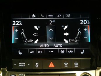 Audi e-tron 50 Technik quattro 71.2kWh (11kW Charger) (313 ps) - CARPLAY - L