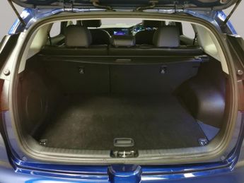 Kia Niro 64kWh 4+ (201 bhp) - NAV - HEATED STEERING - BLIND SPOT ASSIST