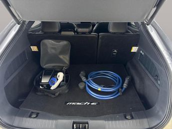 Ford Mustang Mach-e Extended Range 91kWh Automatic AWD (351 ps) - CARPLAY - ACTIVE L