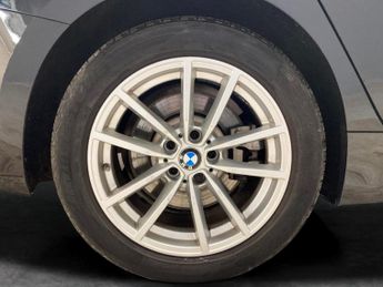 BMW 3 Series 2.0 330e 12kWh SE Pro Plug-in xDrive (292 ps) - BLUETOOTH - CRUI