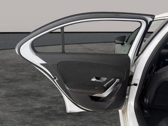 Mercedes-Benz A Class 2.0 A220d AMG Line (Executive) 8G-DCT (190 ps) - SELF PARK - REV