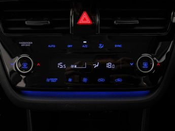 Hyundai Ioniq 1.6 h-GDi 8.9kWh Premium Plug-in DCT (141 ps) - DRIVING ASSISTAN