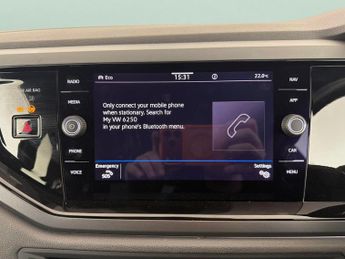 Volkswagen Taigo 1.5 TSI R-Line DSG (150 ps) - BLUETOOTH - WIRELESS CHARGER - DIG