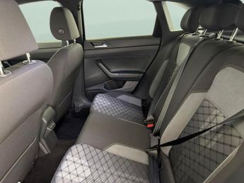 Volkswagen Taigo 1.5 TSI R-Line DSG (150 ps) - BLUETOOTH - WIRELESS CHARGER - DIG