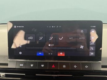 MG Mg4 51kWh SE (170 ps) - FABRIC - BLACK - CARPLAY - LED